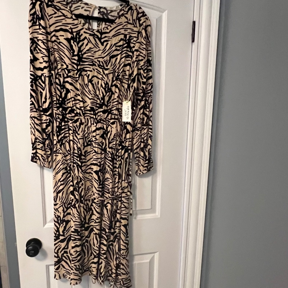 Dex long animal print dress